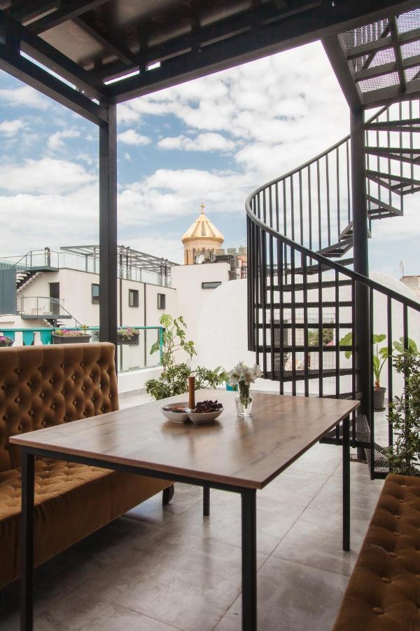 Hotel Tato & Coworking Space Тбилиси Экстерьер фото
